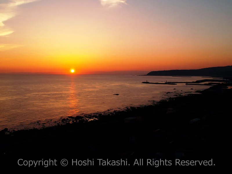 夕焼けに染まる室戸岬